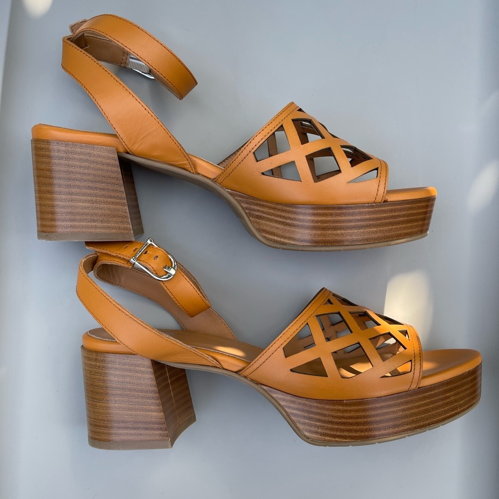 Aquatalia Sandals